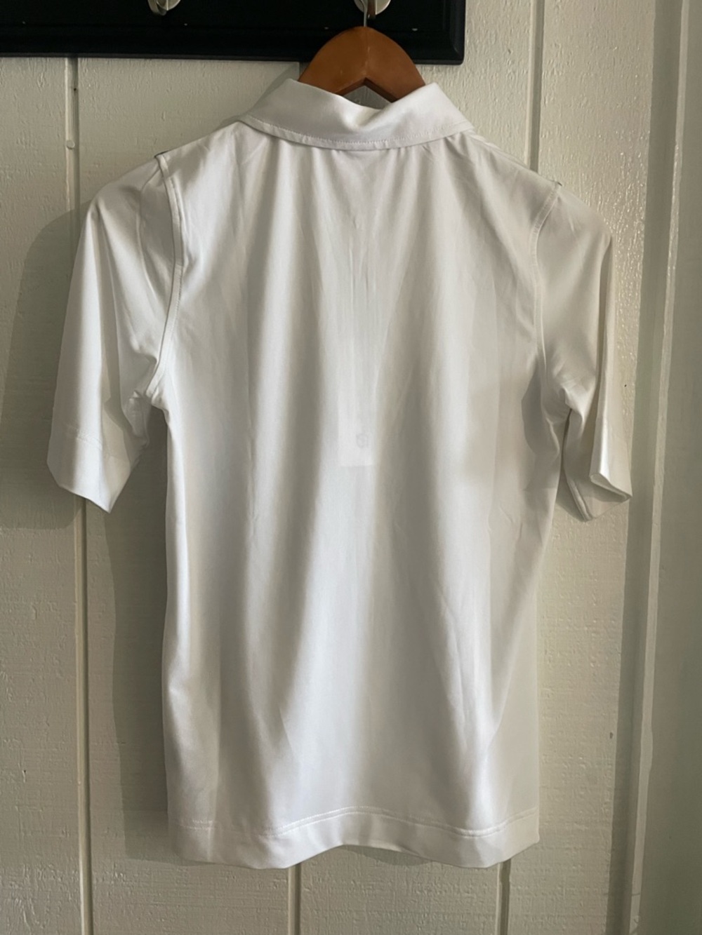 DAILY SPORTS Short Sleeve Zip Polo Floral with Rhinestones - S - Picture 5 of 9